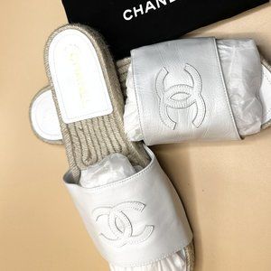 Timeless Chanel Shoes | Calfskin | White Espadrille | Size 10B  Authenticated